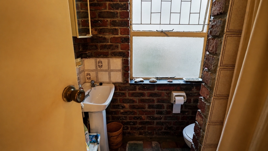 4 Bedroom Property for Sale in Groenvlei Western Cape